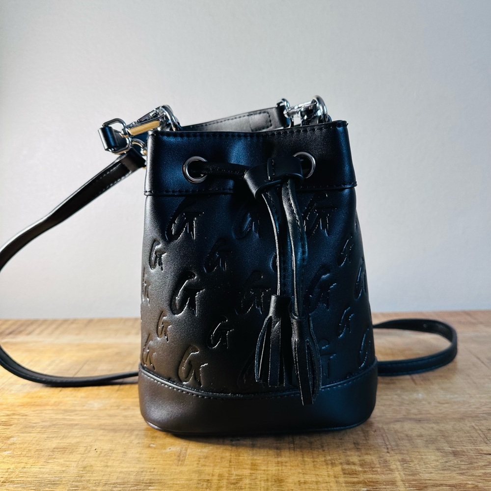 Chic Black Crossbody Bag